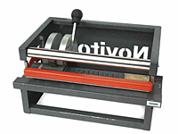 Novitool® Pun M™ Mobile Finger Punch